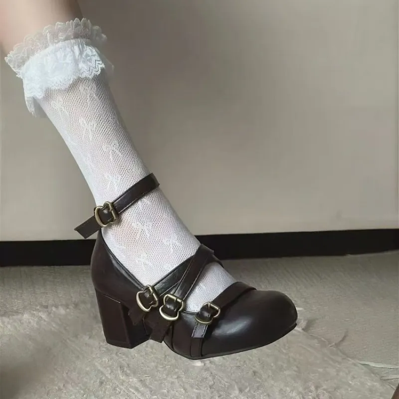 Sepatu Mary Jane Hak Tebal Wan - Patent Leather Pump ulasan dan harga