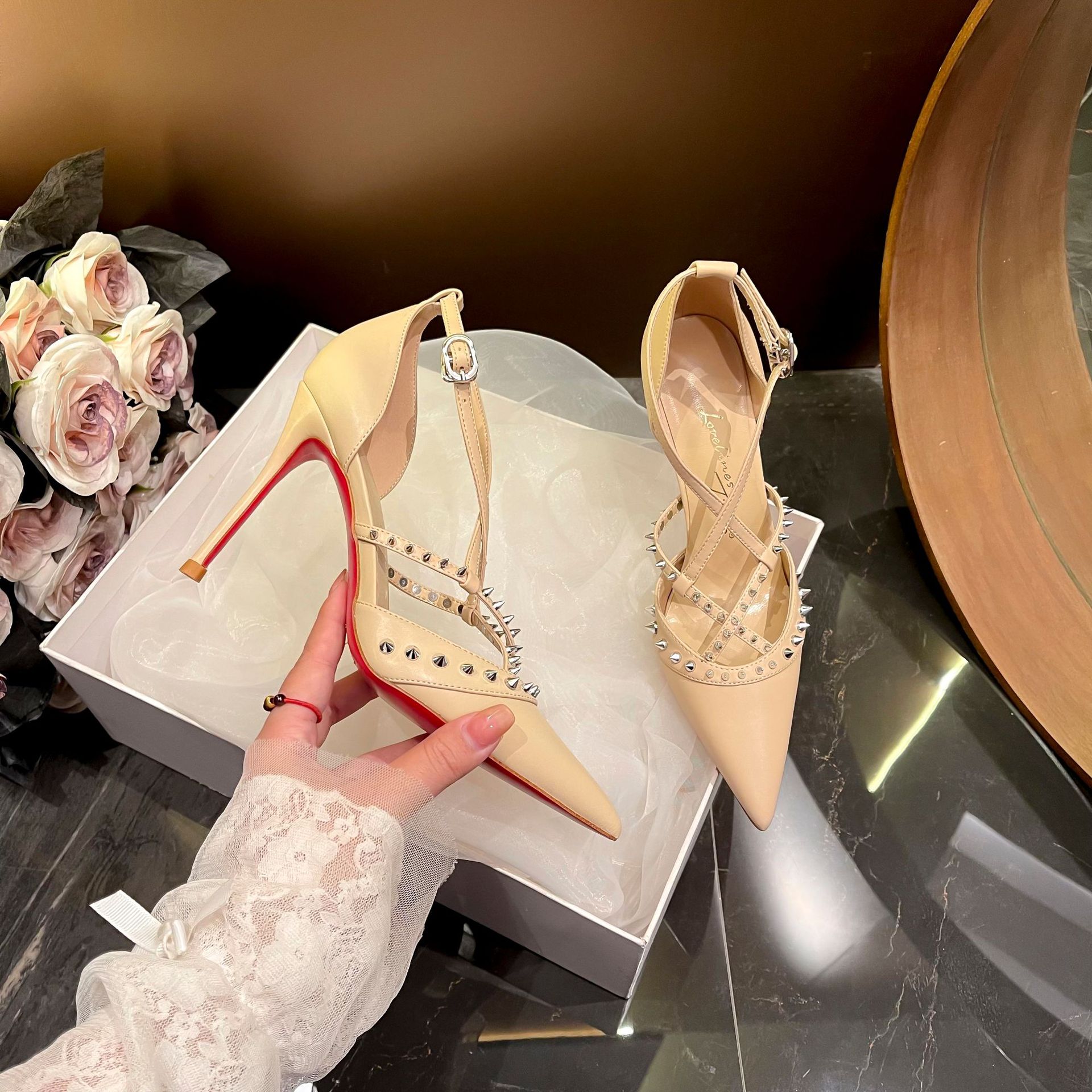 Sandal Sepatu Wanita Retro Set - Women Shoes Sandals ulasan dan harga