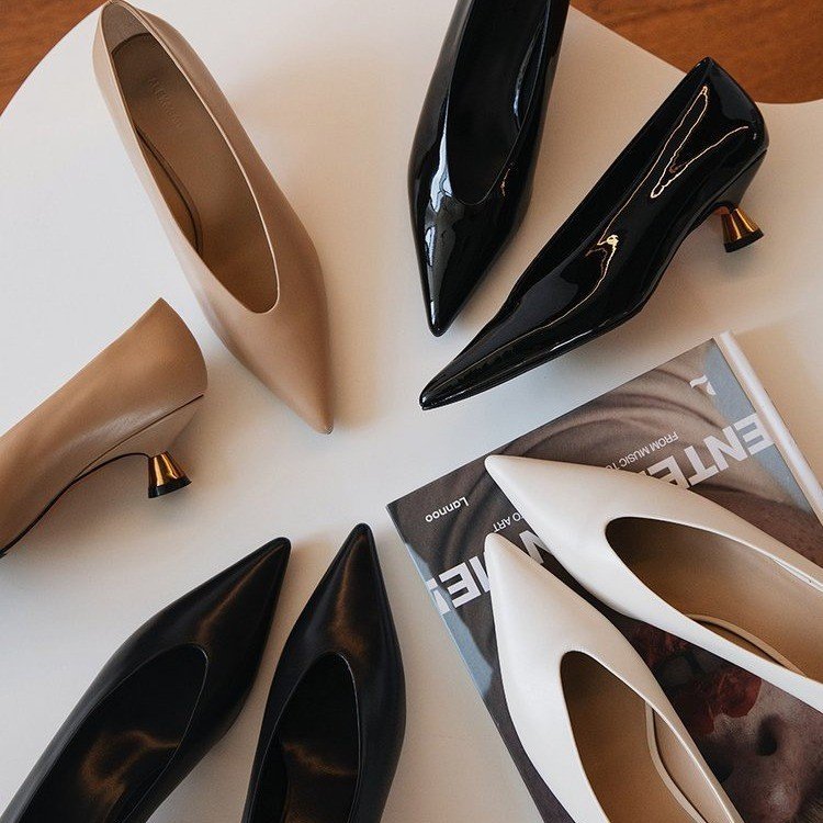 Sepatu Pumps Wanita Berujung R - Patent Leather Pump ulasan dan harga