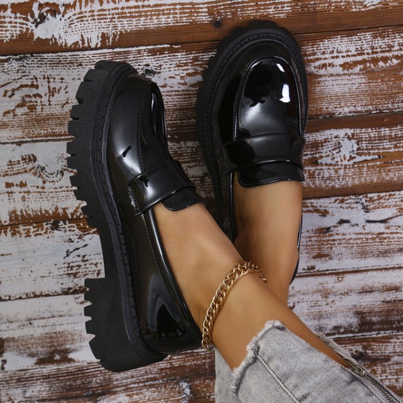 Sepatu Pantofel Hak Med Kulit  - Patent Leather Pump ulasan dan harga