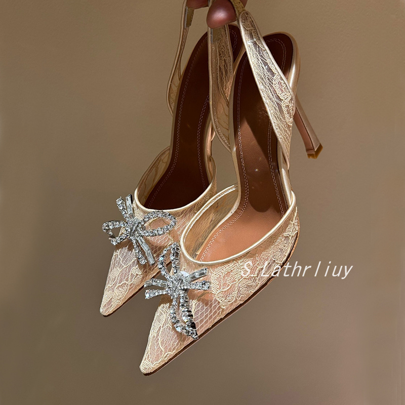 Sandal Berlian Imitasi Bunga U - Patent Leather Pump ulasan dan harga